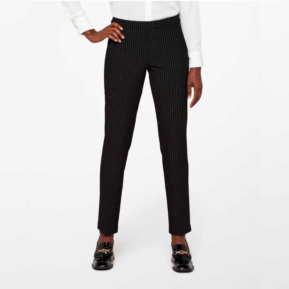 Liverpool Black Pinstripe Straight Leg Pants EUC